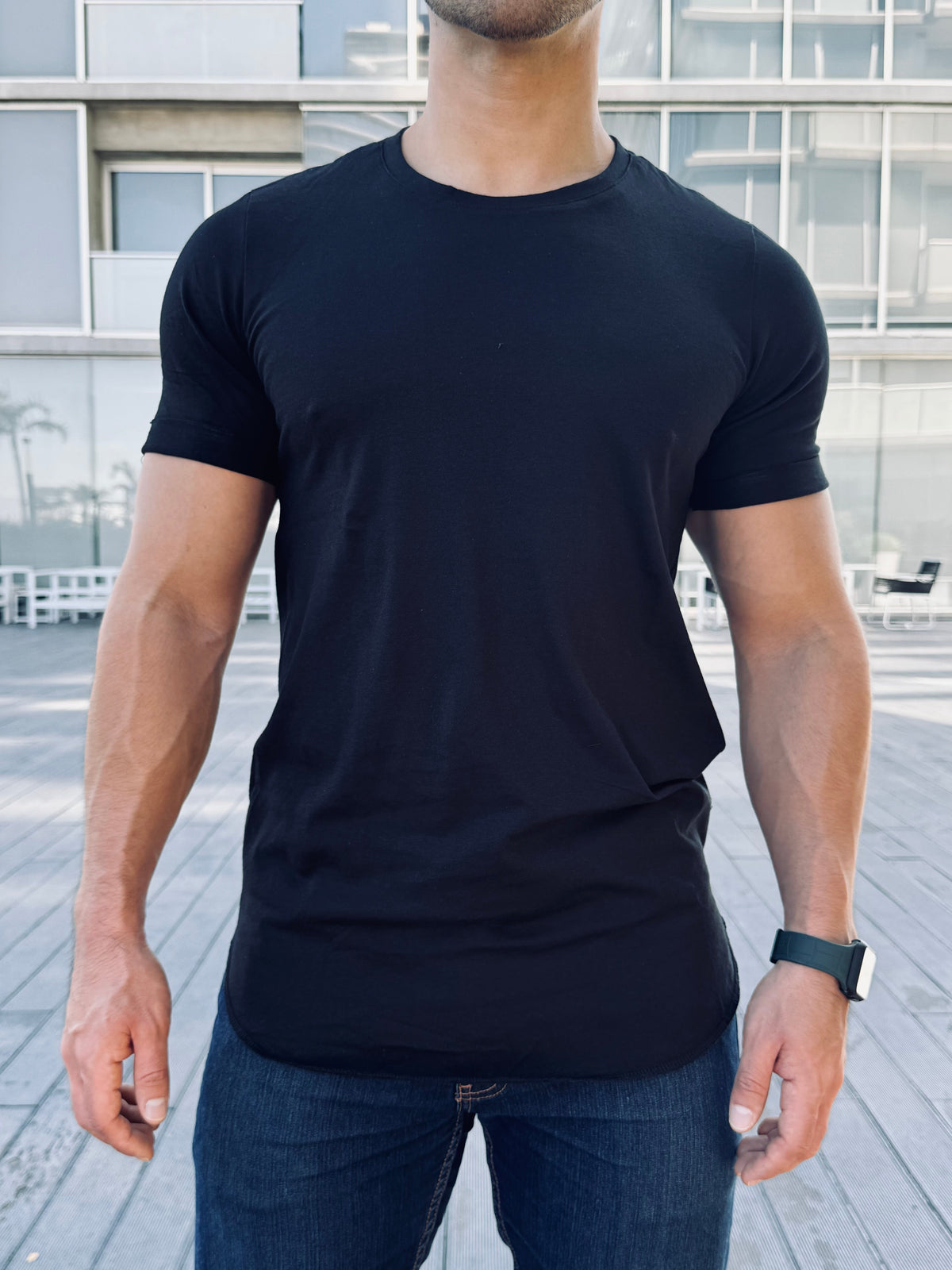 PLAYERA LONG FIT BLACK