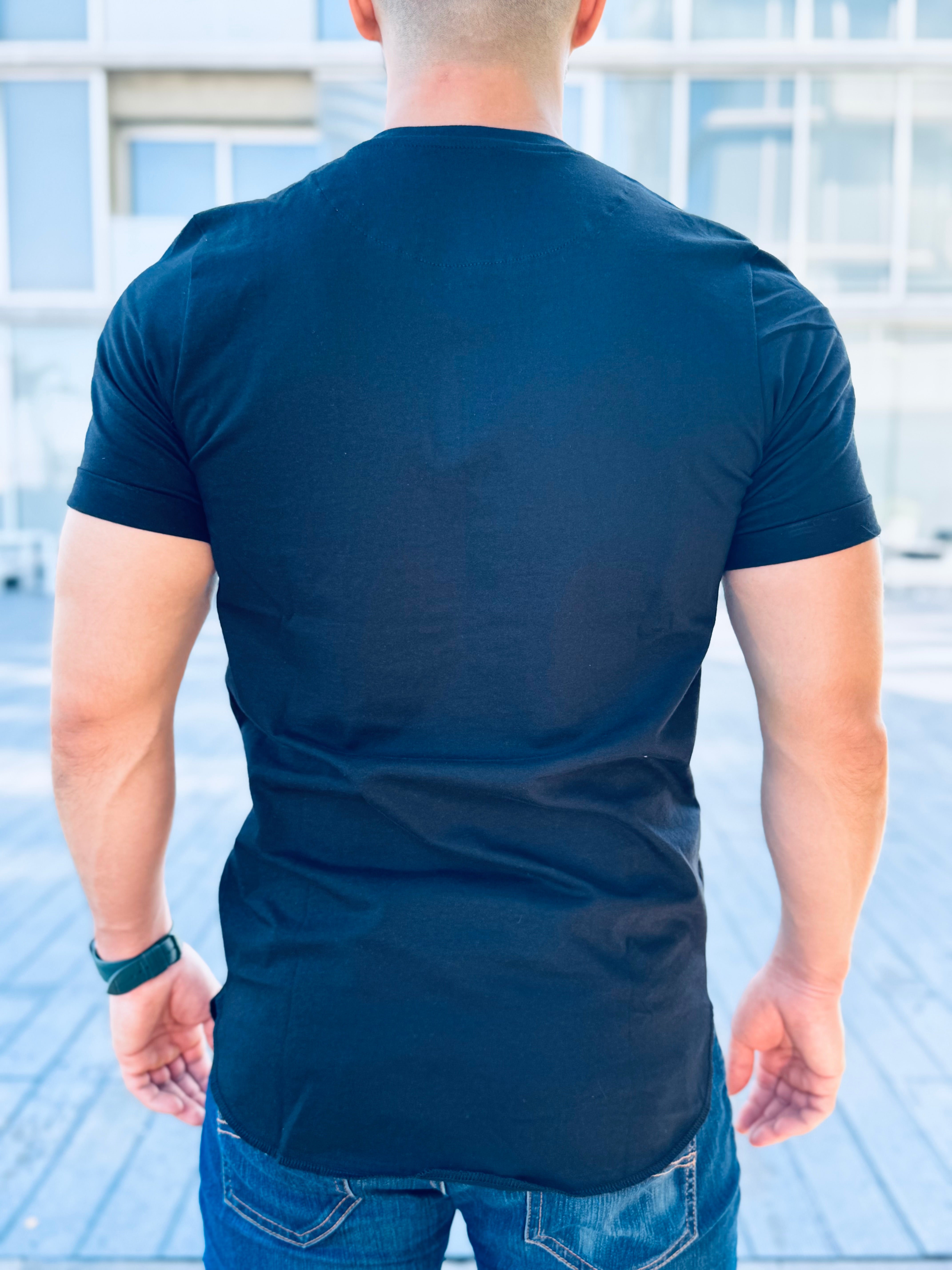 PLAYERA LONG FIT BLACK